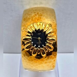 Vintage 1986 J And J Tucson Cuff Bracelet Watch Quartz New Battery Black Dial